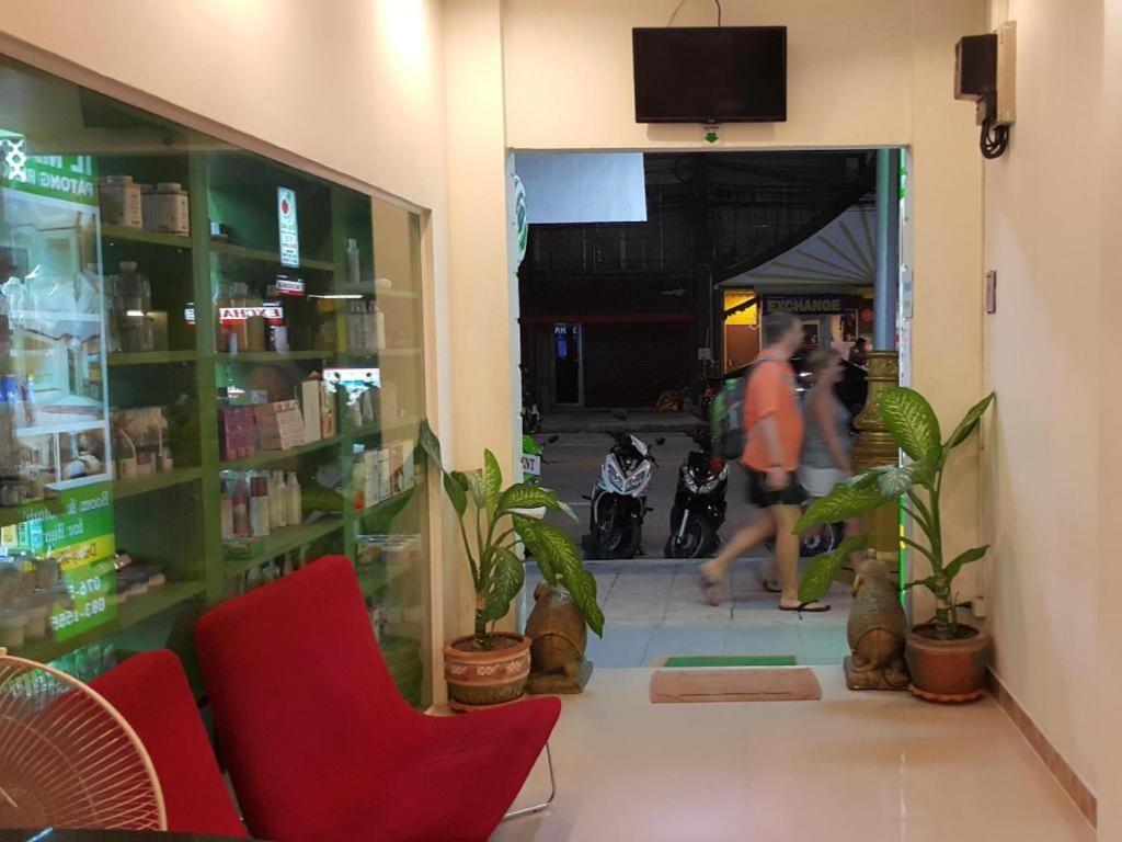 Ilmare Patong Place Buitenkant foto