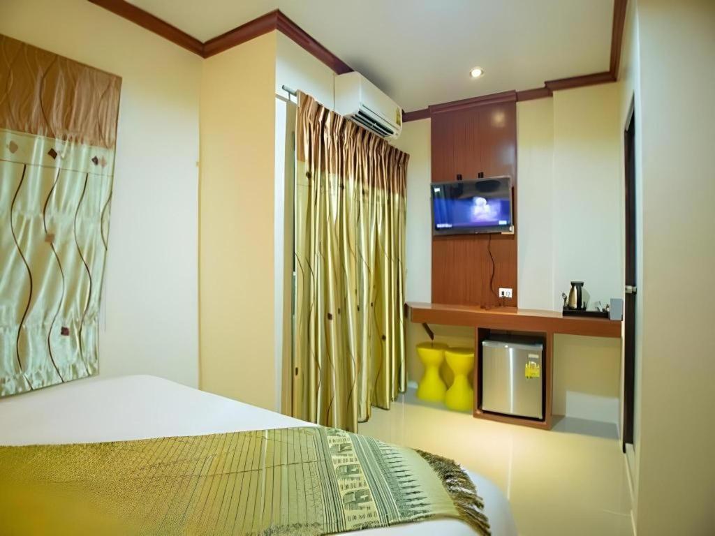 Ilmare Patong Place Buitenkant foto