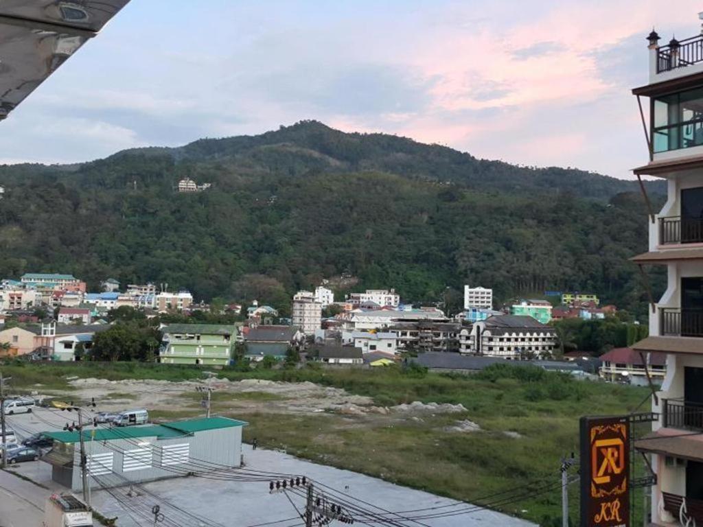Ilmare Patong Place Buitenkant foto
